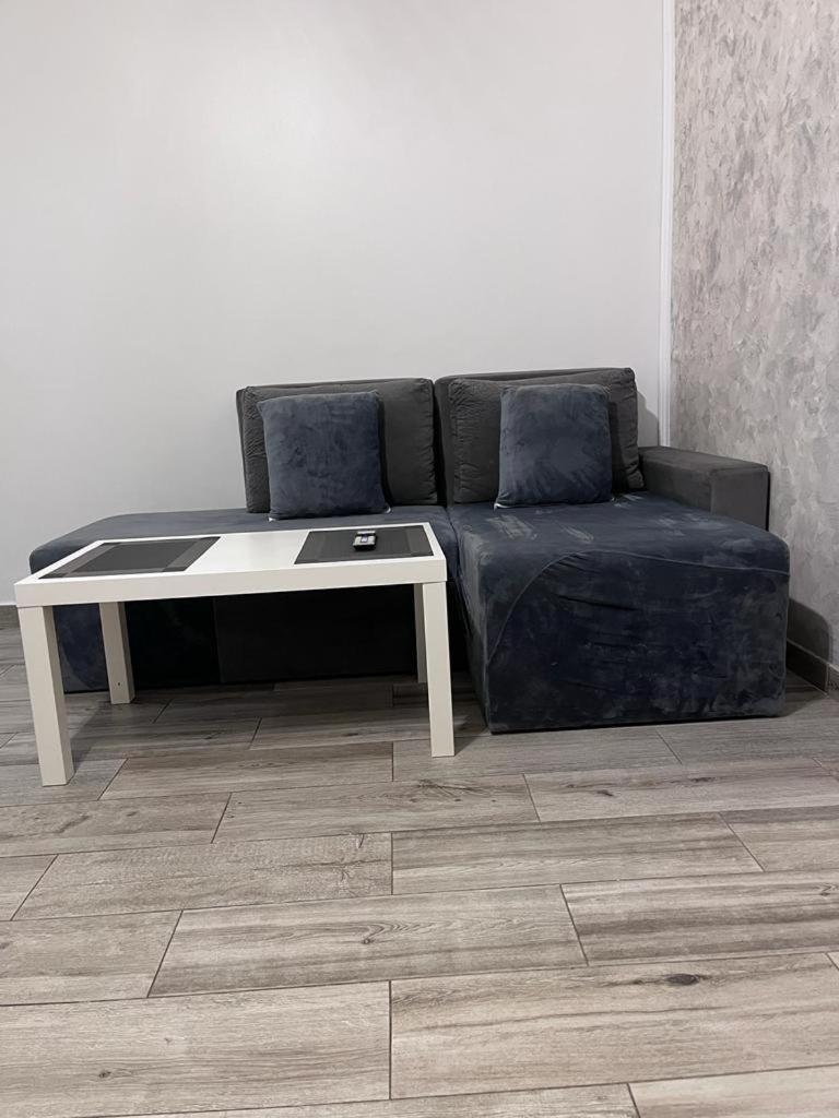 Modern & Elegant Apartament Craiova Exteriér fotografie